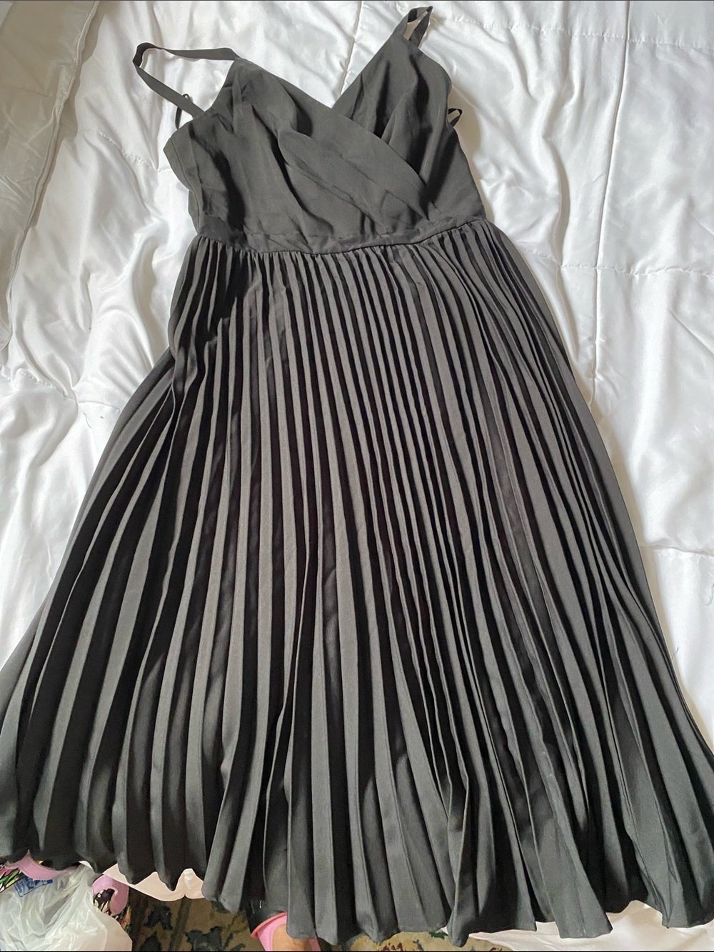 Grace Karin Black Pleated Midi Dress with V-Neck